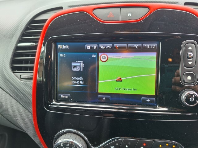 Renault Captur Dci Energy Signature Nav Suv Eur LR65LPO Red #4
