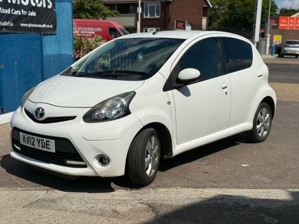 Toyota Aygo 1.0 Vvt-i Fire Euro 5 KV12YDE White #3