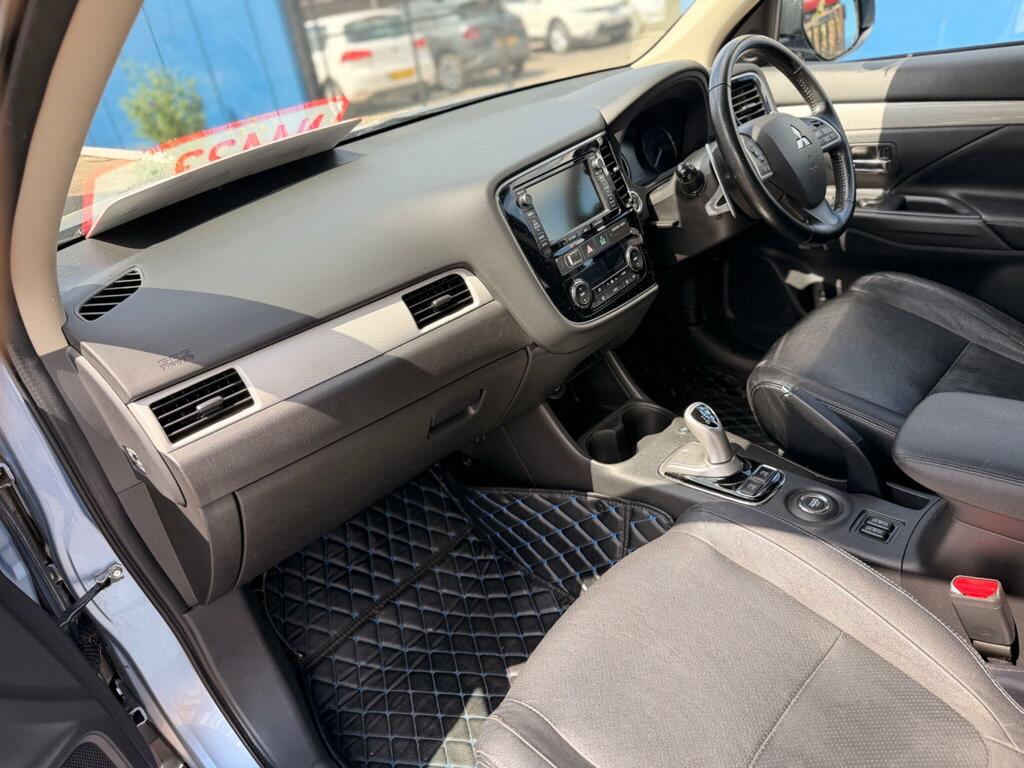Mitsubishi Outlander Outlander Gx 4 Di-d Red #7