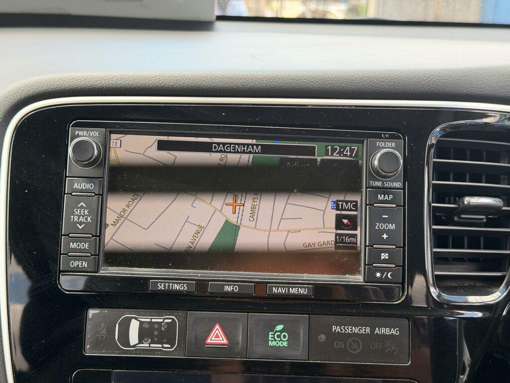 Mitsubishi Outlander Outlander Gx 4 Di-d Red #31