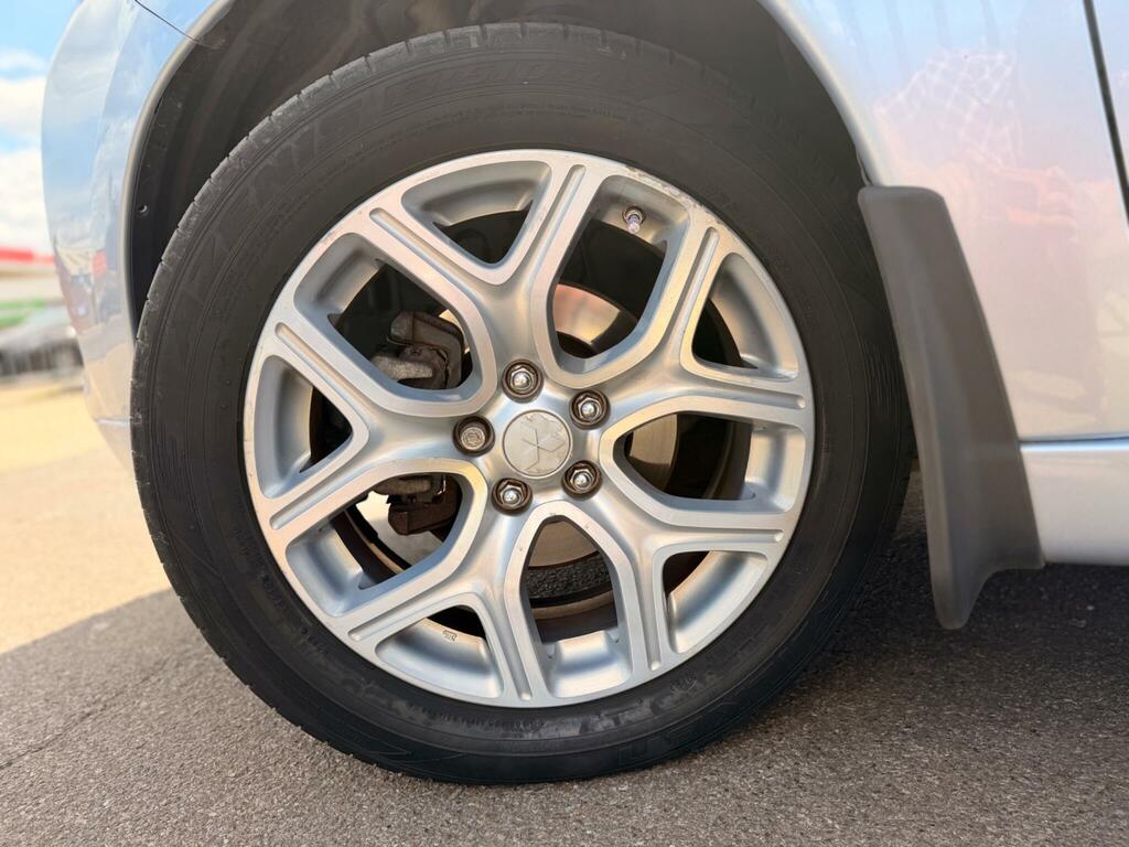 Mitsubishi Outlander Outlander Gx 4 Di-d Red #29