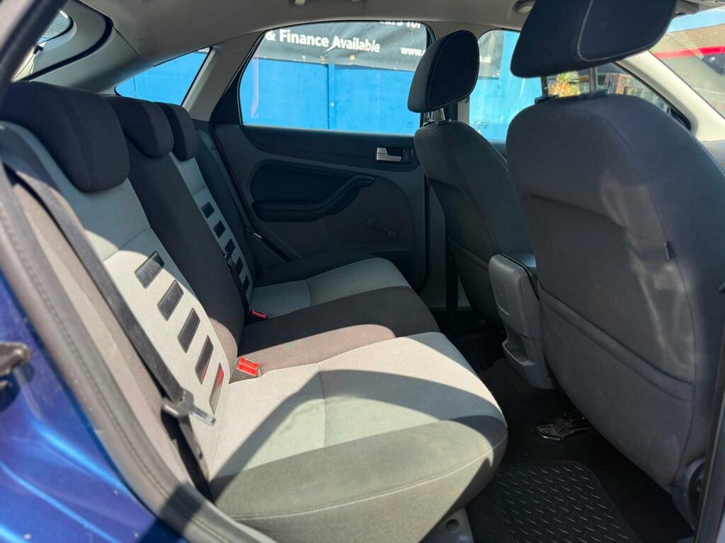 Ford Focus 1.6 Zetec Hatchback 161 Gkm, 9 Blue #15