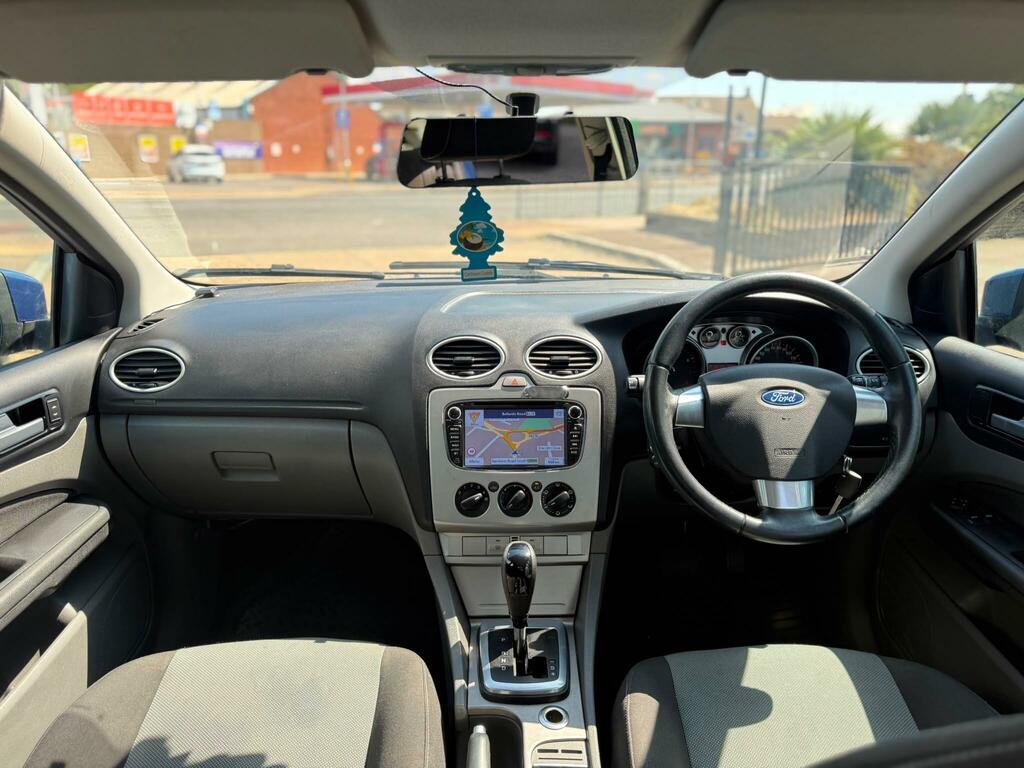Ford Focus 1.6 Zetec Hatchback 161 Gkm, 9 Blue #10