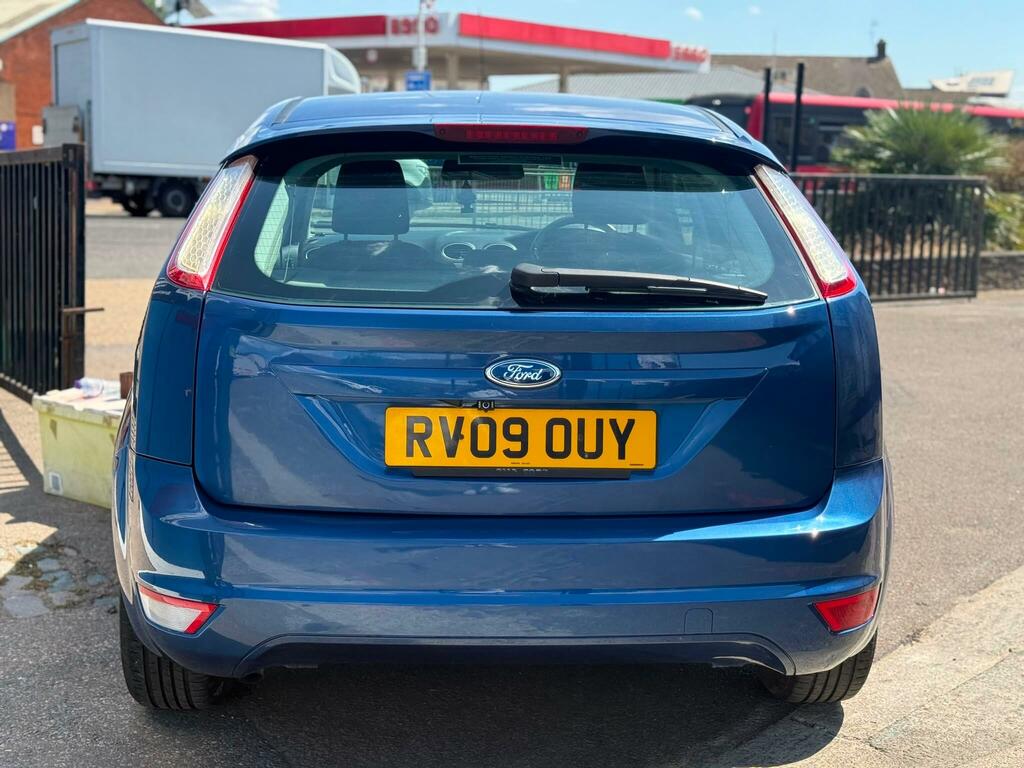 Ford Focus 1.6 Zetec Hatchback 161 Gkm, 9 Blue #6