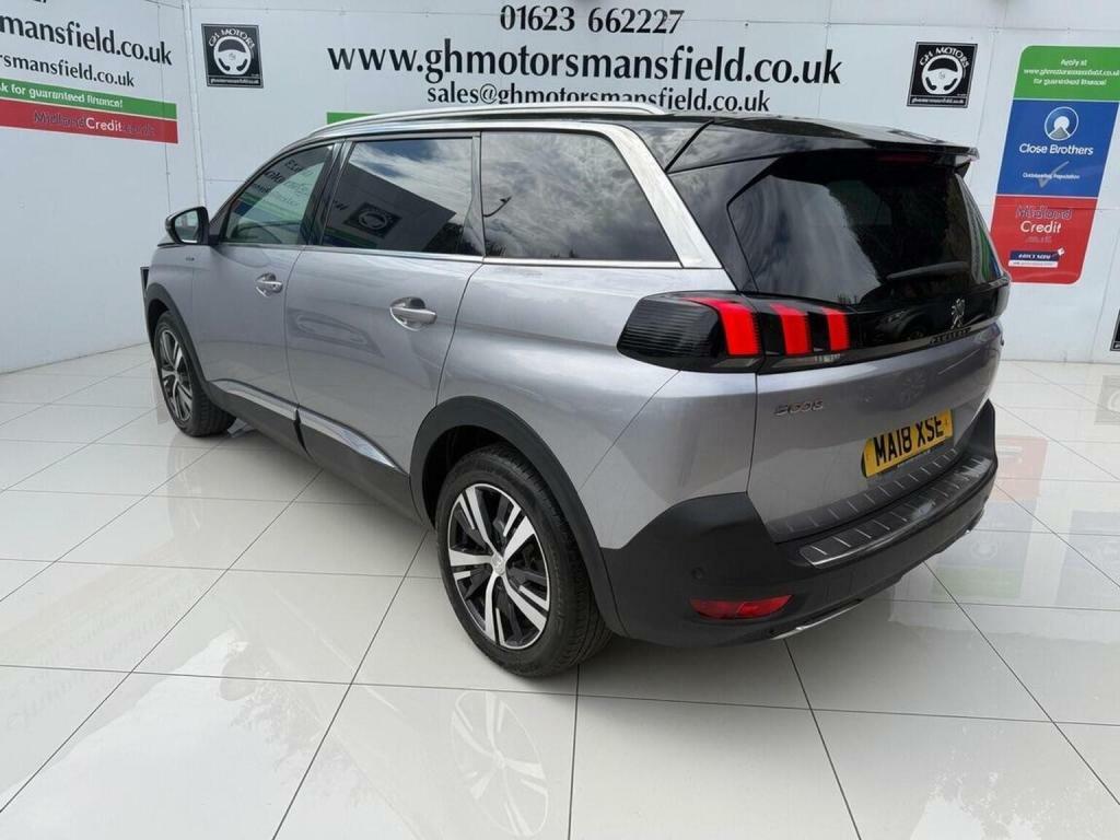 Peugeot 5008 Allure Green #37