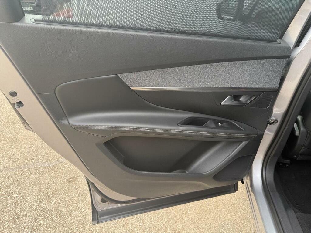 Peugeot 5008 Allure Green #29