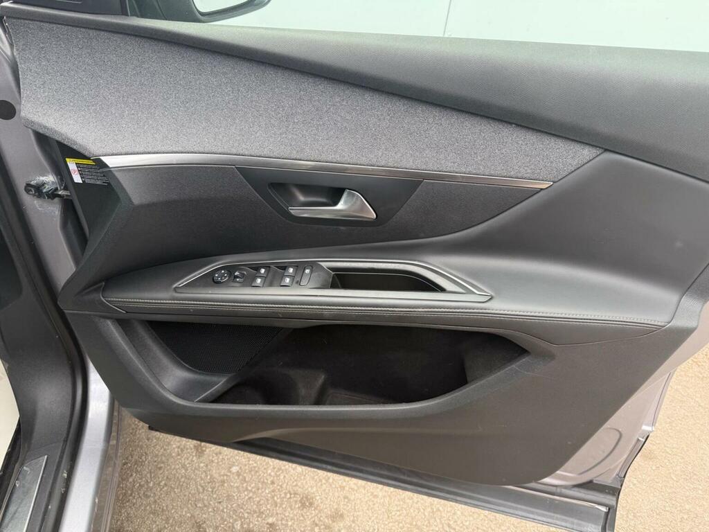 Peugeot 5008 Allure Green #11