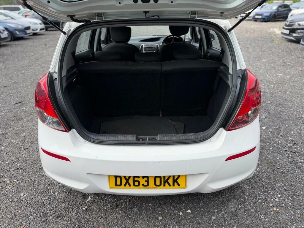 Hyundai I20 1.2 Classic Euro 5 Red #14