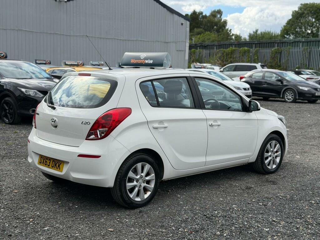 Hyundai I20 1.2 Classic Euro 5 Red #9