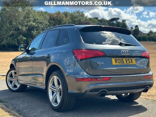 Audi Q5 Tfsi S Line Plus Grey