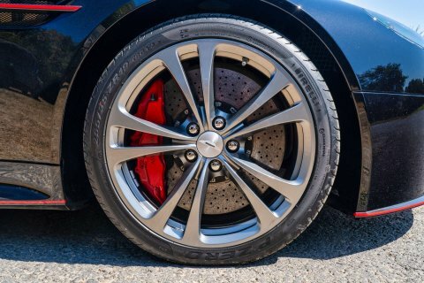 Aston Martin Vantage S V12 Black #6
