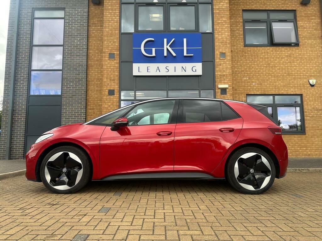 Volkswagen ID.3 Pro S 77Kwh Tour Red #4