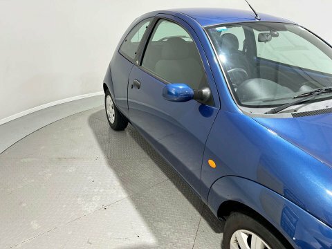 Ford KA 1.3 Style Hatchback 147 Gkm, 6 Red #33