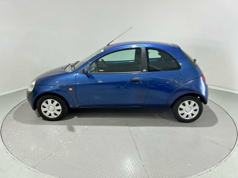 Ford KA 1.3 Style Hatchback 147 Gkm, 6 Red #24