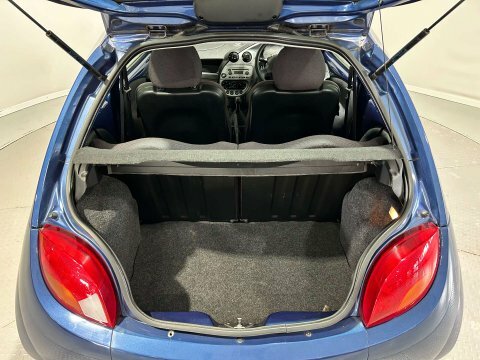 Ford KA 1.3 Style Hatchback 147 Gkm, 6 Red #15