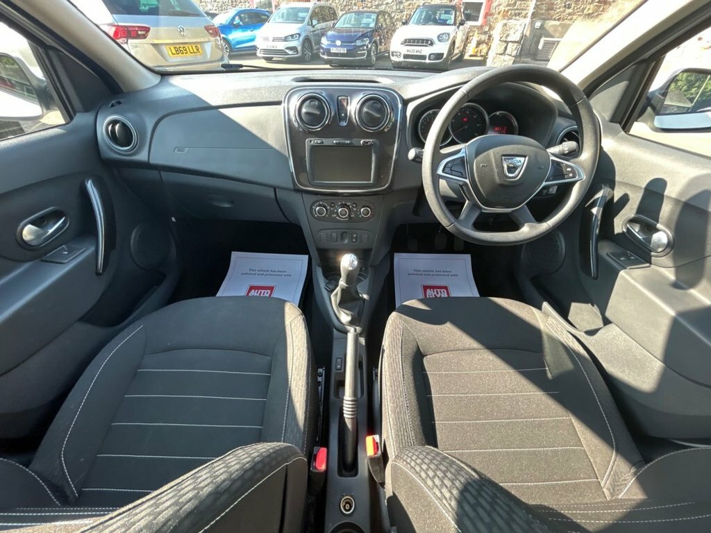 Dacia Sandero 0.9L Comfort White #5