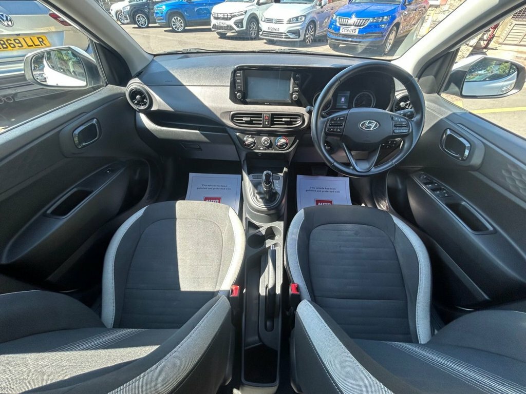 Hyundai I10 1.2L Se Connect White #5