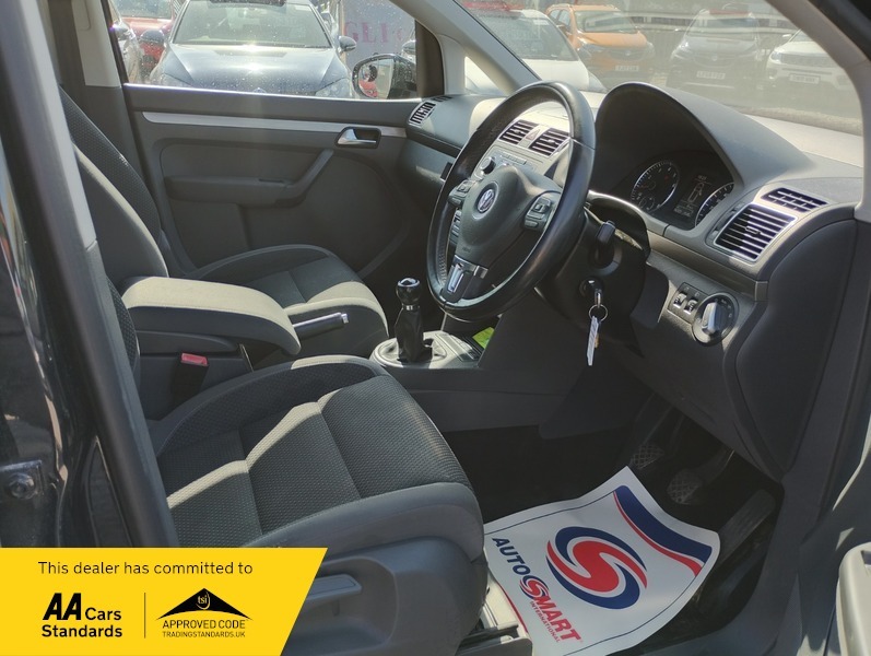Volkswagen Touran Se Ts 1.4 Black #2