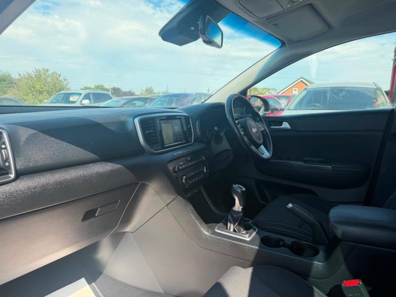 Kia Sportage 1.6 Crdi Isg 2 -Full Service History- 2019 19 Red #3