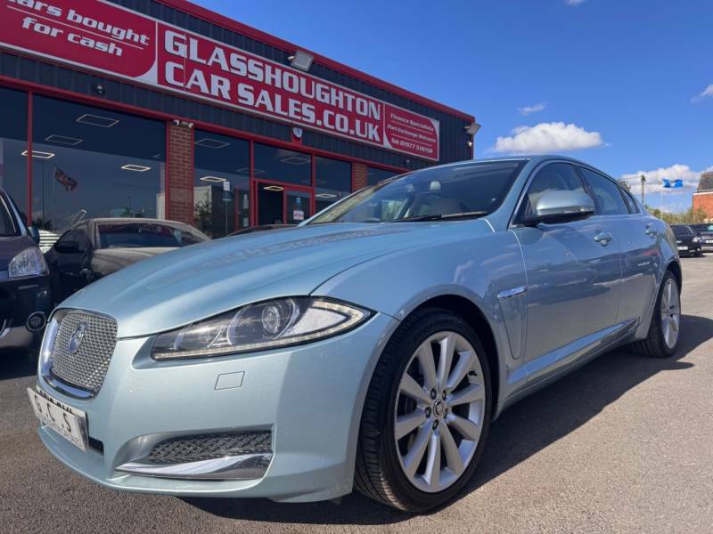 Jaguar XF 2.2D Premium Luxury Blue