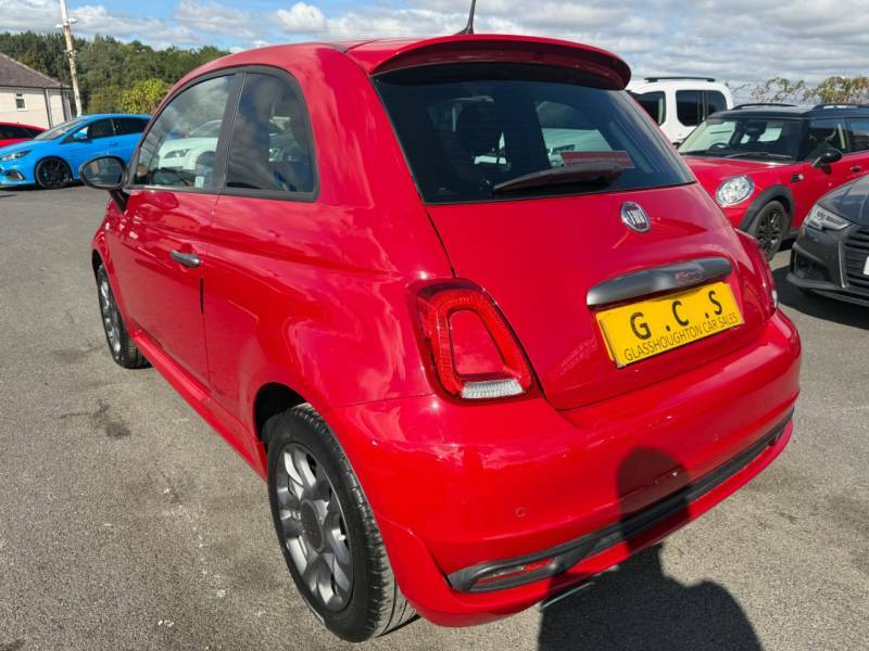 Fiat 500 1.2 S - 1 Former Keeper - 5 Service Stamps - 2 Red #5
