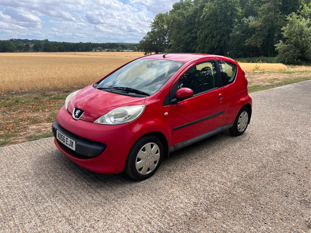 Peugeot 107 Urban  #2