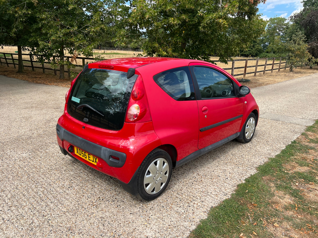 Peugeot 107 Urban  #4