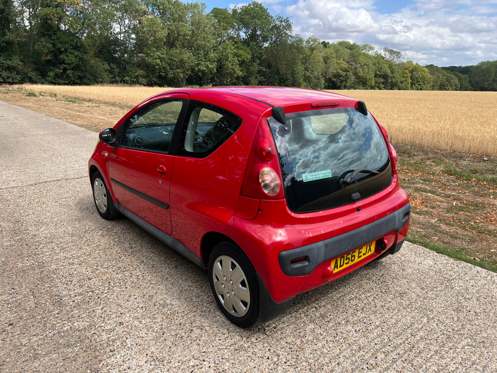 Peugeot 107 Urban  #3