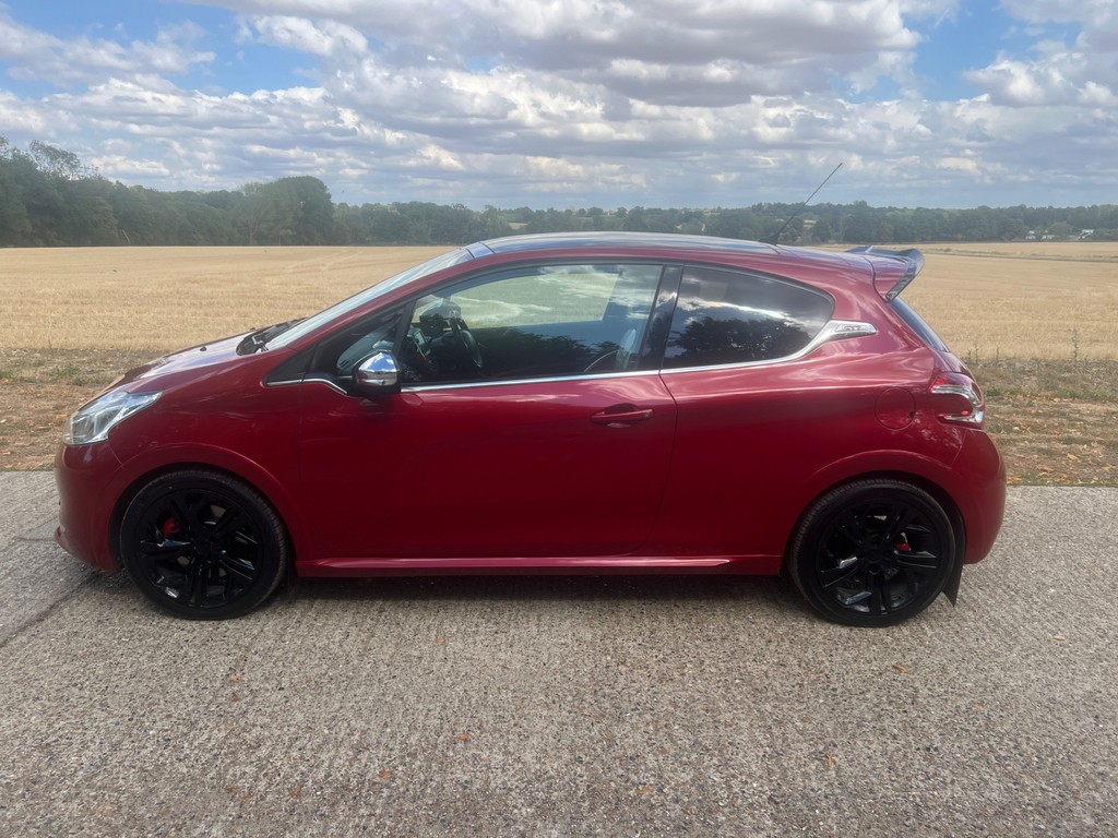 Peugeot 208 Thp Gti Limited Edition #6
