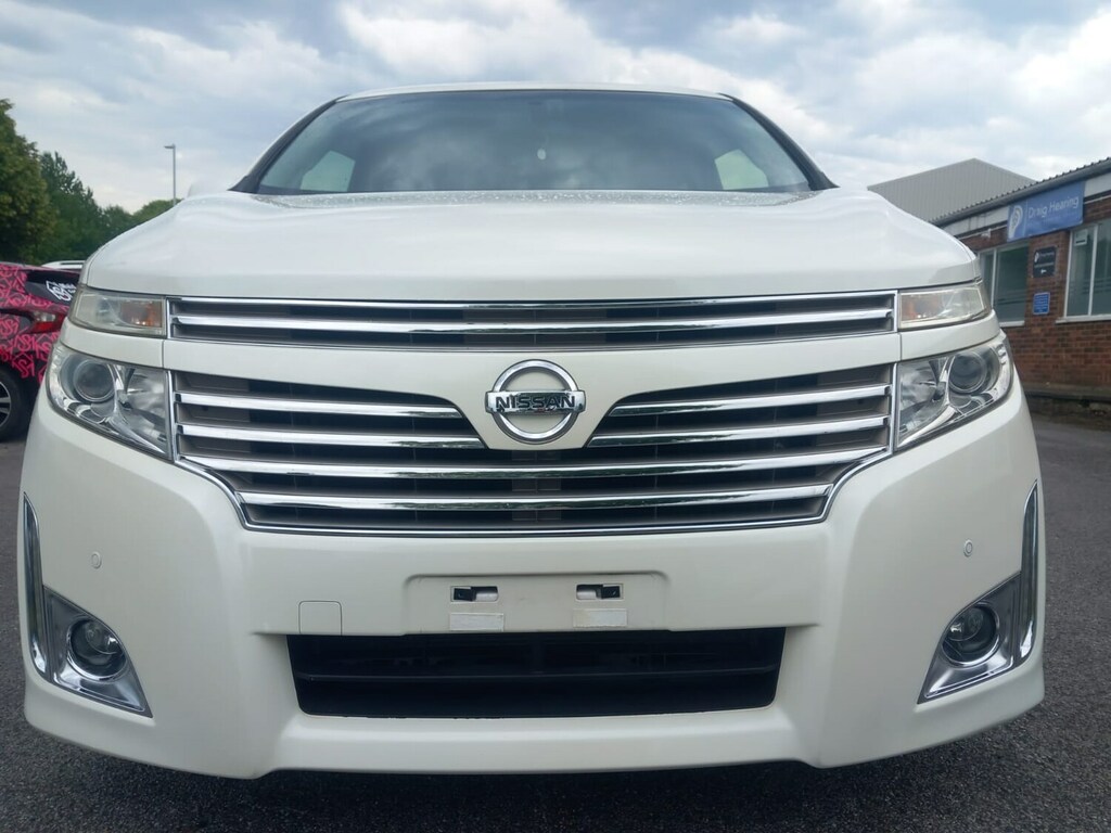 Nissan Elgrand E52 2.5 AX13EUD White #2
