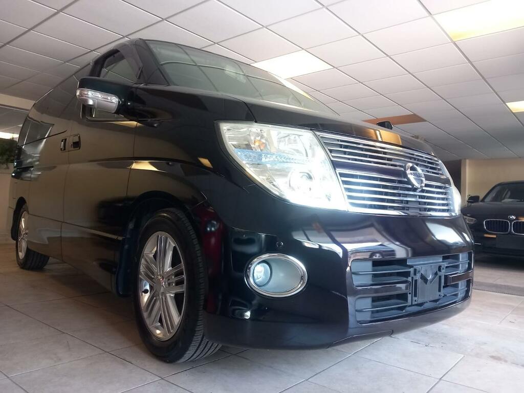 Nissan Elgrand 3.5 Red Leather Black #2