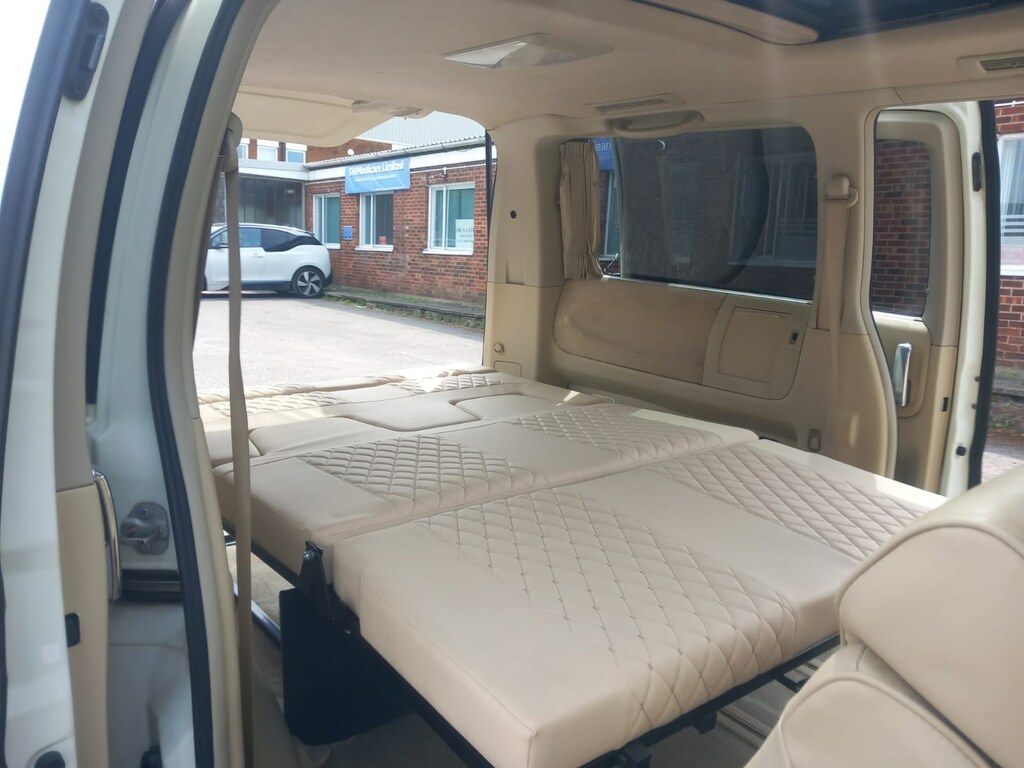 Nissan Elgrand With Rock N Roll Bed White