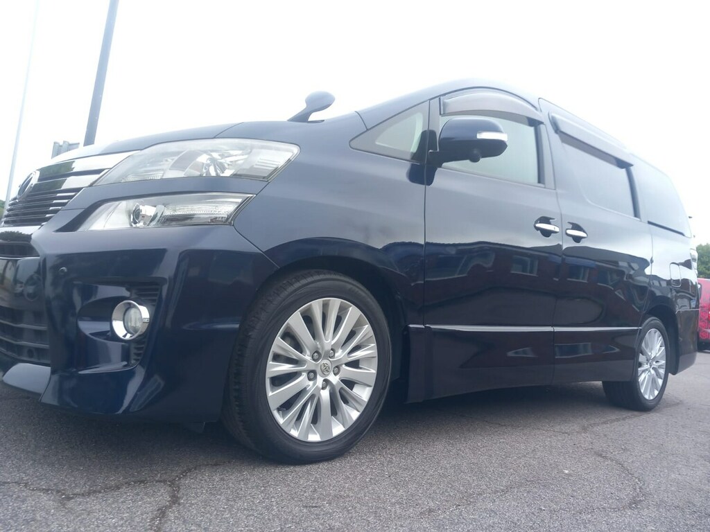 Toyota Vellfire 2.4 With Disability Seat For Easy Mobilit Blue #4