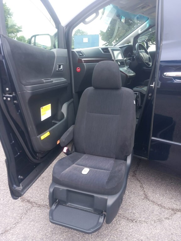 Toyota Vellfire 2.4 With Disability Seat For Easy Mobilit Blue