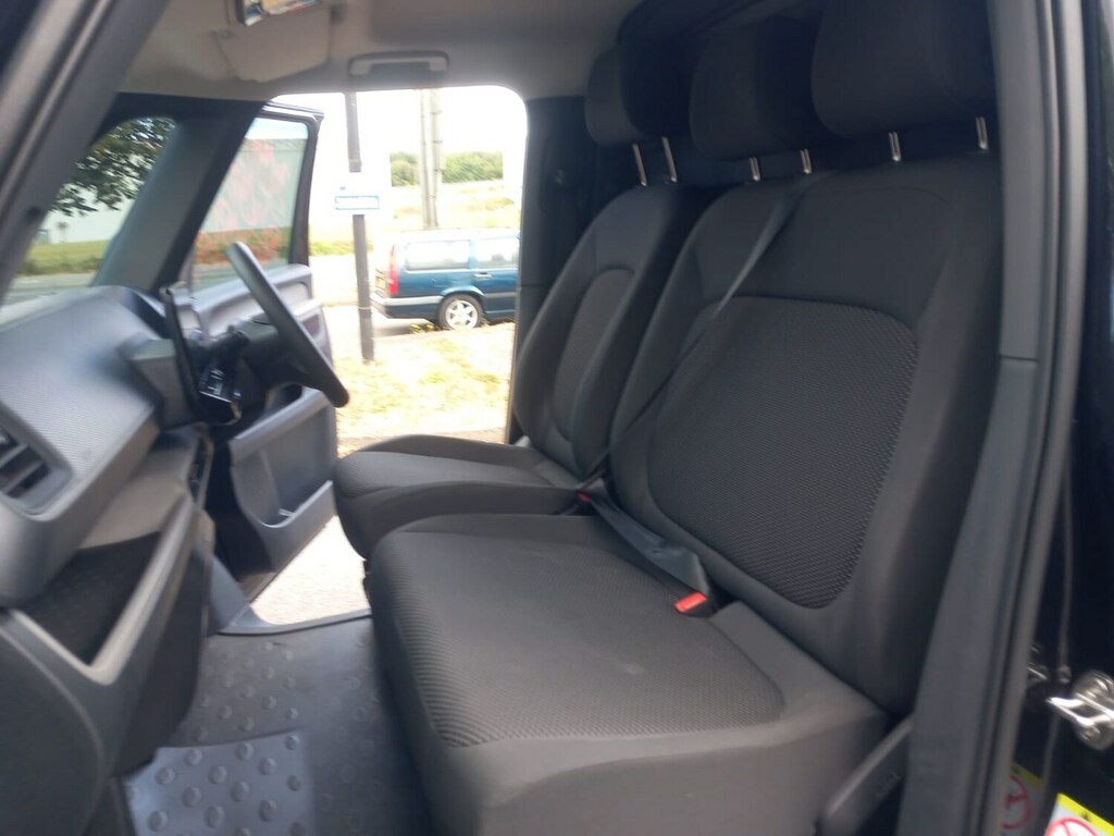 Volkswagen ID.3 150Kw Commerce 77Kwh Only 19K Black #4