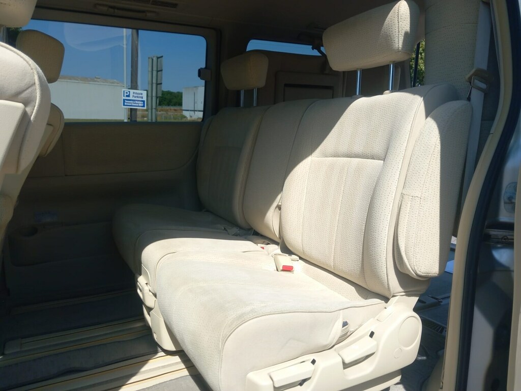 Nissan Elgrand 2.5 V8 Highway Star Black #13