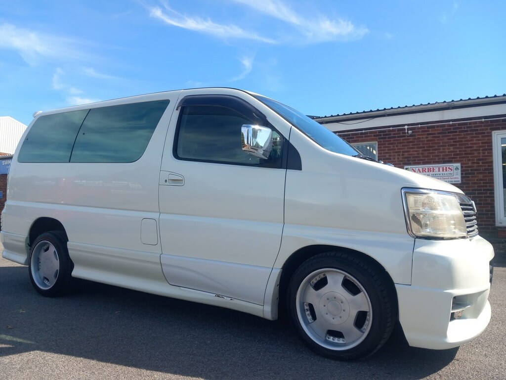 Nissan Elgrand 3.5 Very Nice Condition Part Exchange Bargain White #2