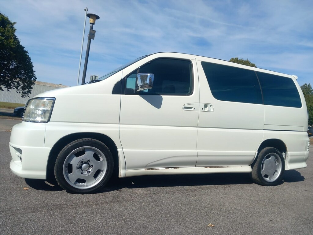 Nissan Elgrand 3.5 Very Nice Condition Part Exchange Bargain White #3