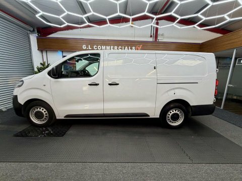 Vauxhall Vivaro 1.5 Turbo D White #2