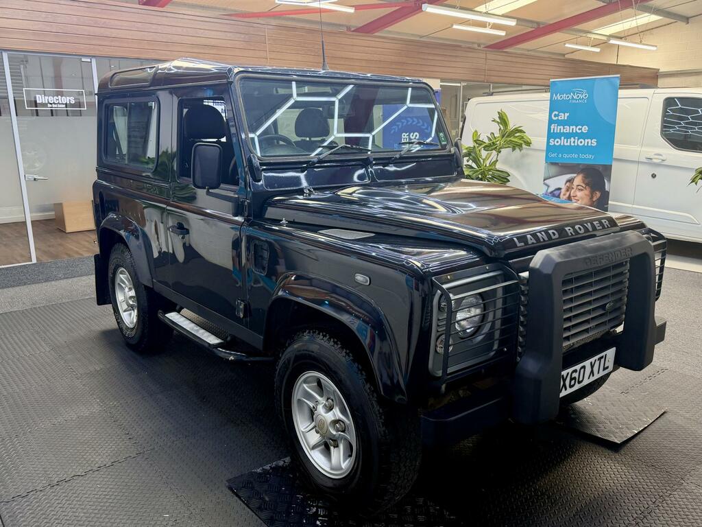 Land Rover Defender 90 Xs Black #3