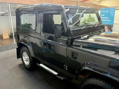 Land Rover Defender 110 Xs Station Wagon Green #16