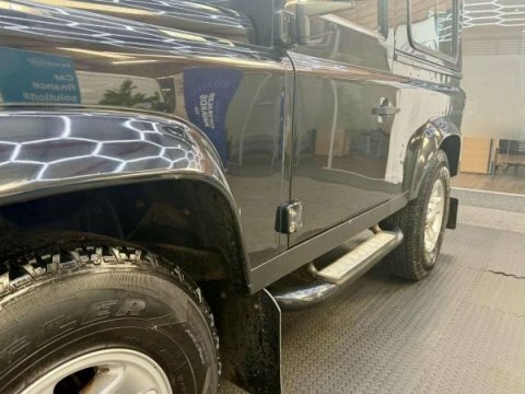 Land Rover Defender 110 Xs Station Wagon Green #9