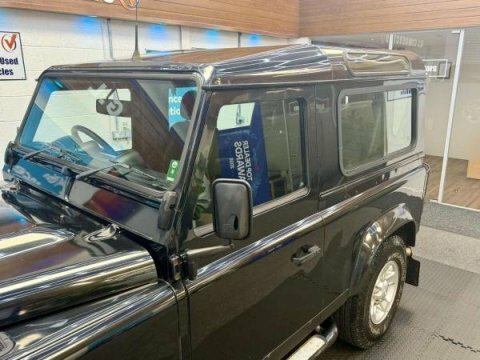 Land Rover Defender 110 Xs Station Wagon Green #8