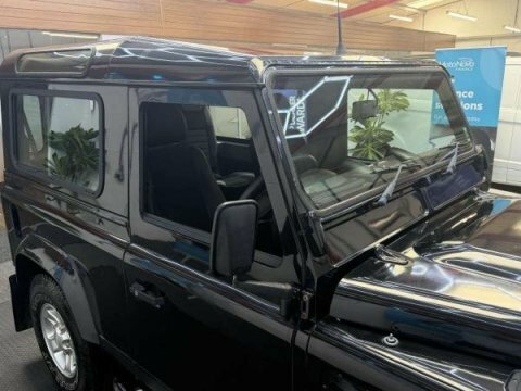 Land Rover Defender 110 Xs Station Wagon Green #13