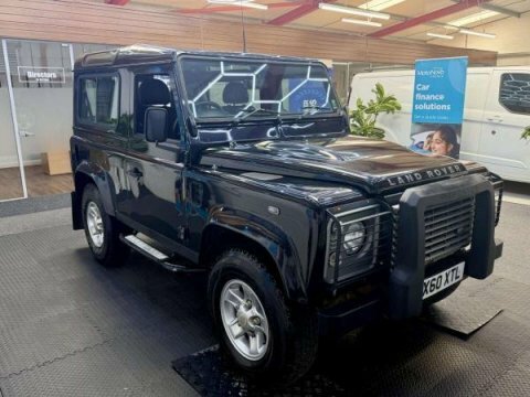 Land Rover Defender 2.4 Tdci Xs Black #2