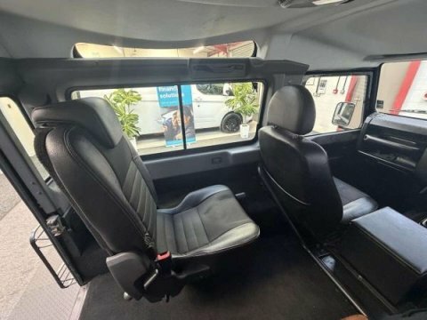 Land Rover Defender 110 Xs Station Wagon Green #30