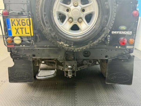 Land Rover Defender 110 Xs Station Wagon Green #14
