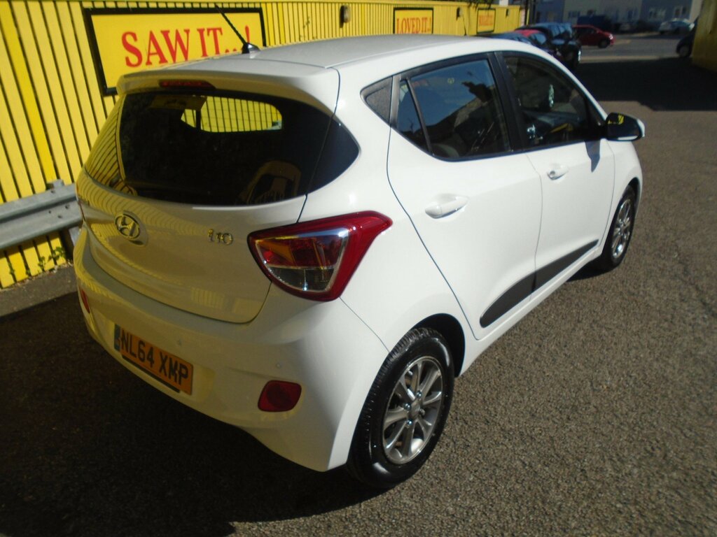 Hyundai I10 1.0 Premium Hatchback Euro 5 66 White #5