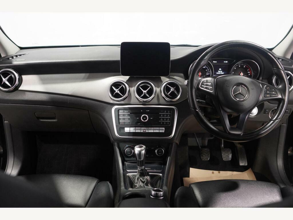Mercedes-Benz GLA Class Gla 220 D 4Matic Sport Premium Grey #12