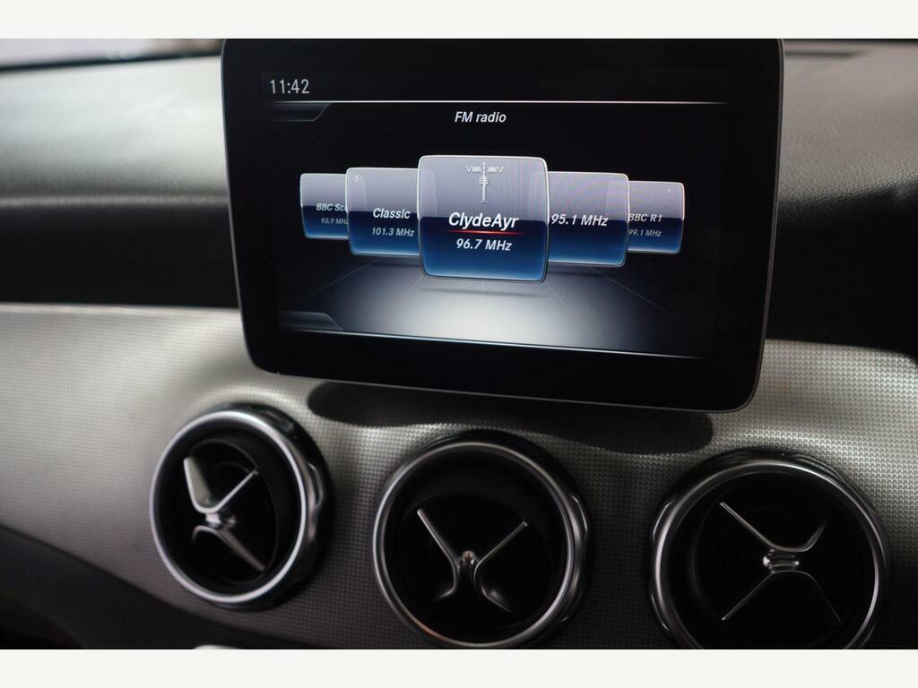 Mercedes-Benz GLA Class Gla 220 D 4Matic Sport Premium Grey #14